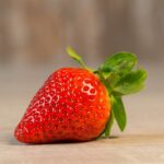 can you eat the leaves of strawberry